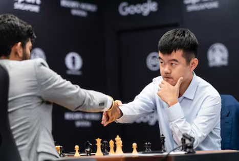 Ding y Gukesh: Duelo de generaciones por el título mundial de ajedrez ...
